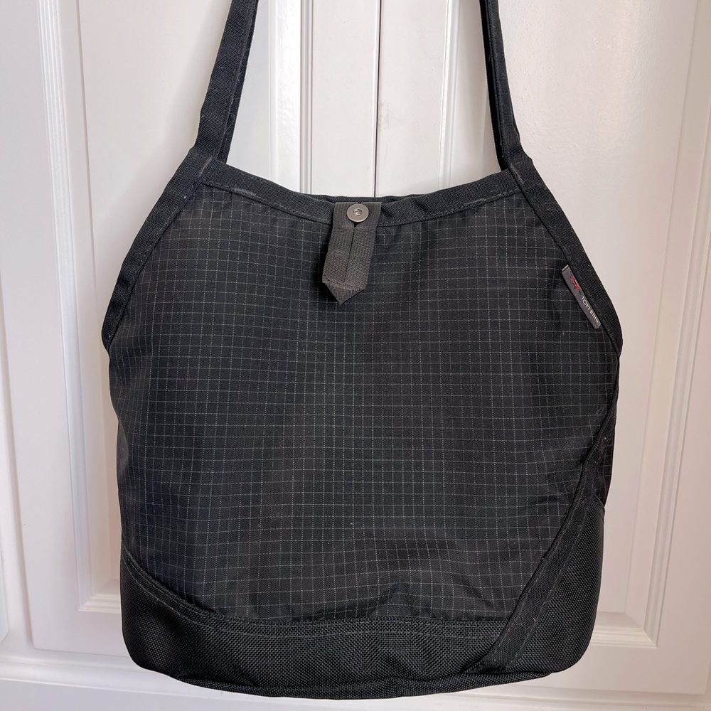 Tom Bihn Swift